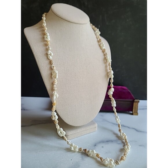 Shell Beaded Necklace Vintage - Picture 1 of 10
